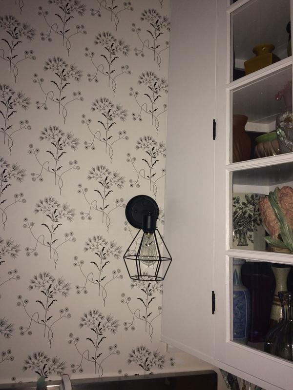 Magnolia Home Wildflower Black And White Wallpaper Me1515 Bellacor