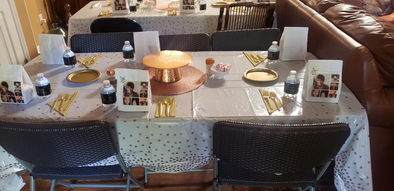 Sturdy set; table with folding legs and six folding chairs