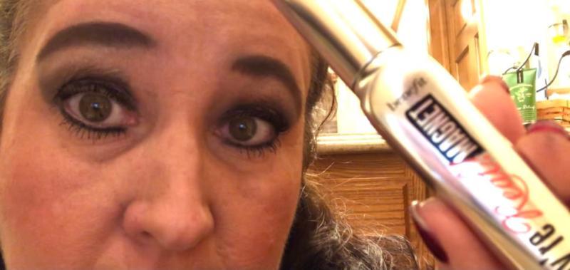 Customer photo for "Great buildable mascara!"