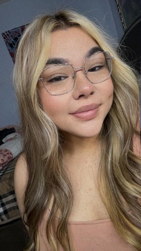 Customer carousel item 11.