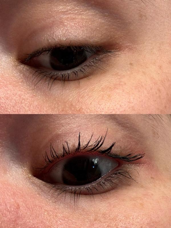 Customer photo for "Long and natura-looking lashes!"