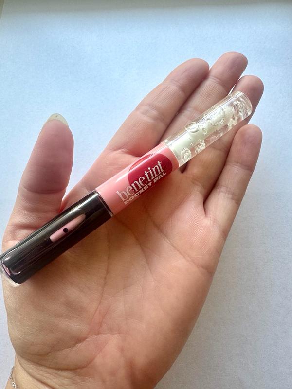 Customer photo for "2 in 1 with easy application"