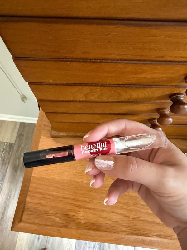 Customer photo for "The applicator makes it easy to apply evenly. The tint has nice pigmentation and dries quickly, while the gloss adds shine and a comfortable feel. The tint can feel a little drying on its own, so I prefer wearing both together.  Заголовок:  Pretty pigment"