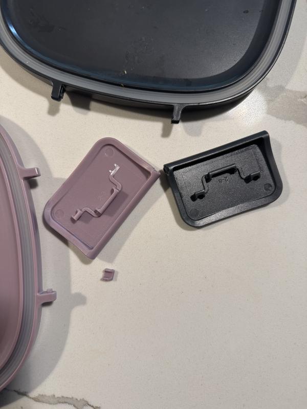 Broken hinge