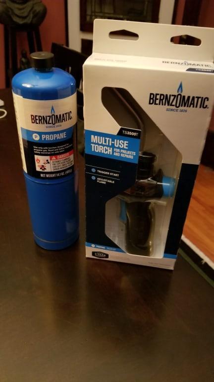 VINTAGE BERNZOMATIC KMART DELUXE PROPANE TORCH KIT With Case