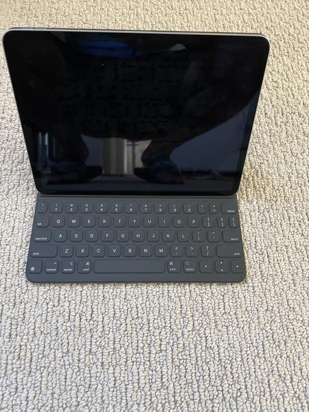 Apple Smart Keyboard Folio for iPad Pro 11