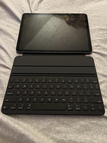 Apple Smart Keyboard Folio for iPad Pro 11