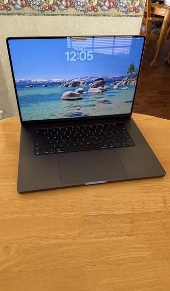 Apple MacBook Pro 16 inch Laptop M5 Max chip with 18 core CPU and
