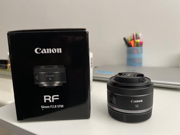 Canon RF 16mm f/2.8-22 STM Lens - Black | Best Buy Canada