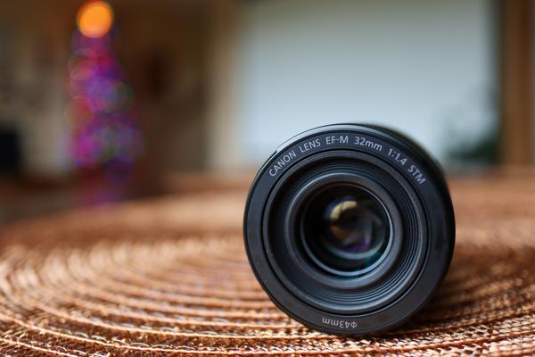 Canon EF-M 32mm f/1.4 STM Lens Black Best Buy Canada