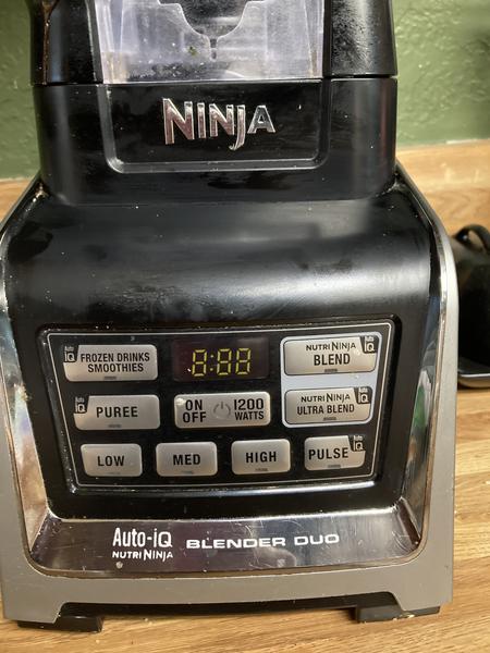 Ninja Nutri Ninja Duo Auto-iQ 1300W Stand Blender with Nutri Ninja