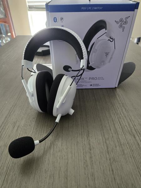 Razer BlackShark V2 Pro PlayStation Wireless Gaming Headset