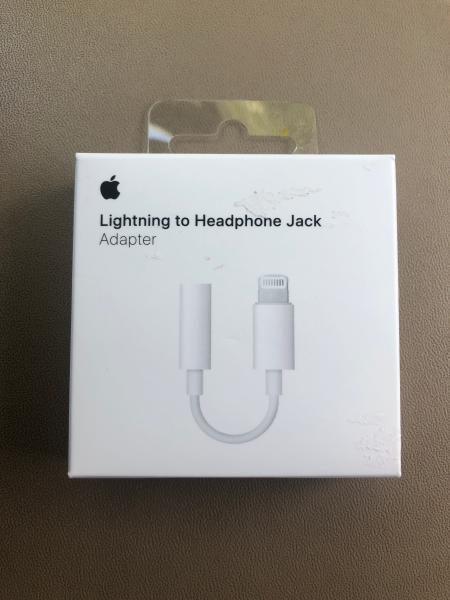 Apple Lightning to 3.5mm Headphone Jack Adapter | Best Buy