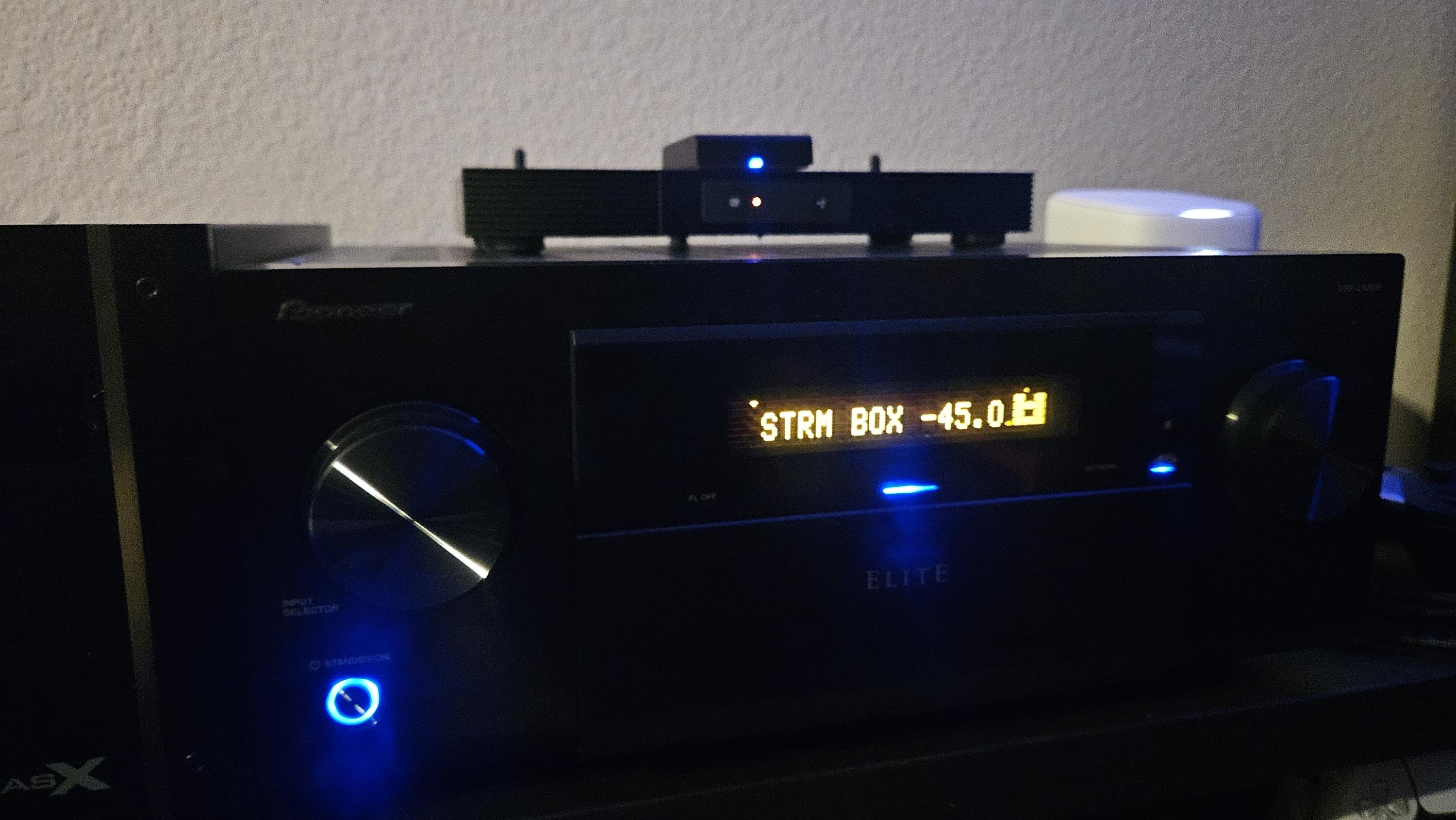 Pioneer Elite VSX-LX505 9.2 Channel 8K Ultra HD Network AV Pioneer Elite VSX-LX505 9.2 Channel 8K Ultra HD Network AV
