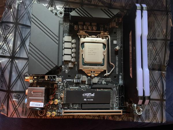 Intel Core i7-10700 10th Gen 8-Core 16-Thread 2.9 GHz (4.80