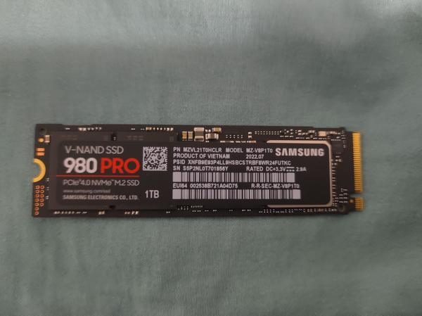 Samsung 980 Pro 1TB NVMe PCI-e Internal Solid State Drive