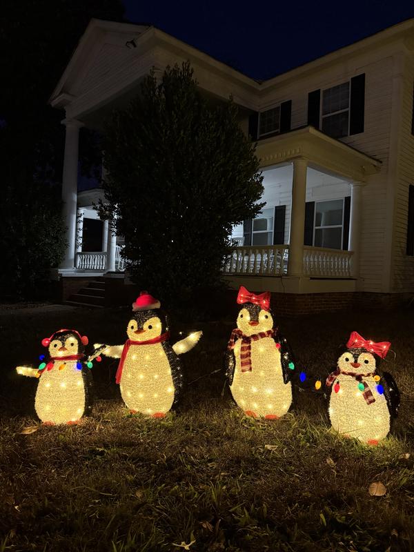 Best Choice Products 4-Piece Lighted 3ft Pop-Up Penguin Family Outdoor ...