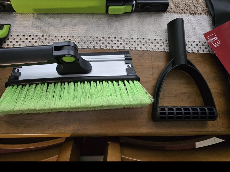 Customer carousel item 12.