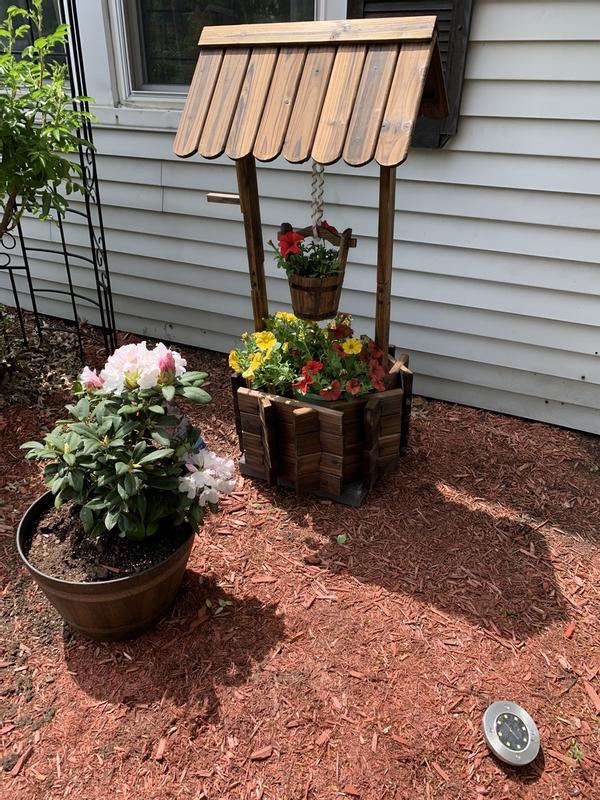 Customer carousel item 6.