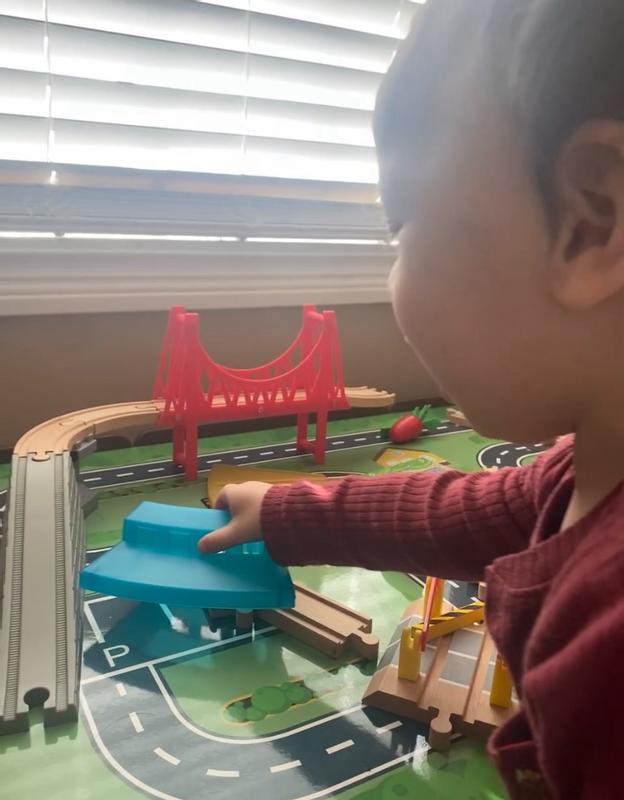 Customer carousel item 6.