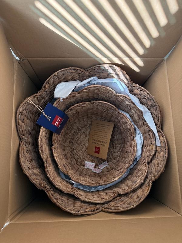 Customer carousel item 9.
