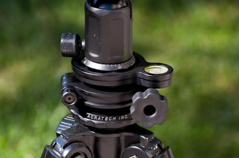 Acratech Leveling Base for Tripods with 1/4"20 1121