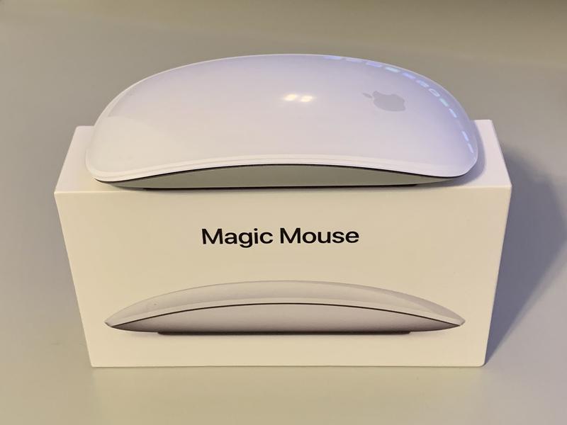 Magic Mouse - White Multi-Touch Surface