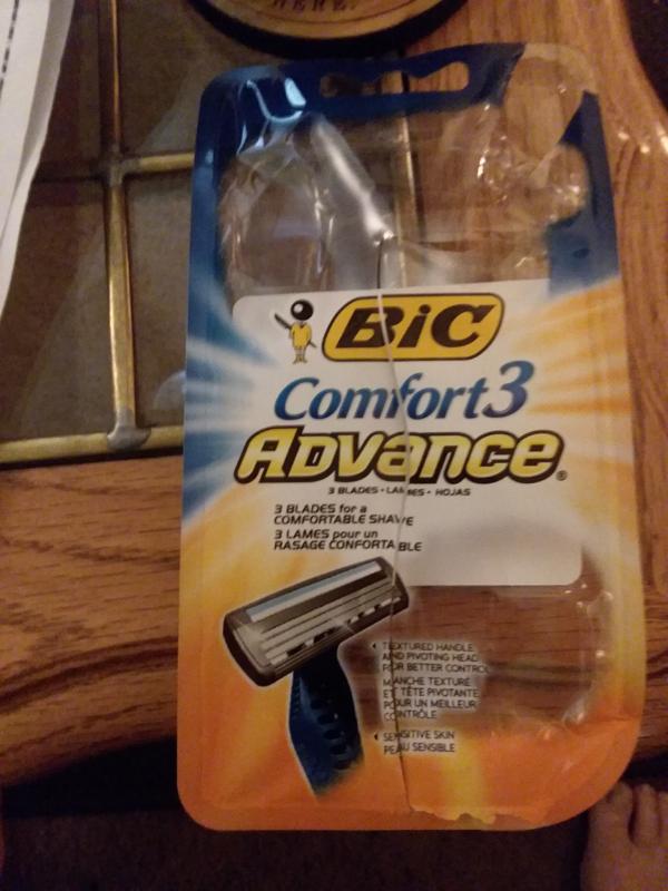 Bic Comfort 3 Advance Men S Disposable Razor