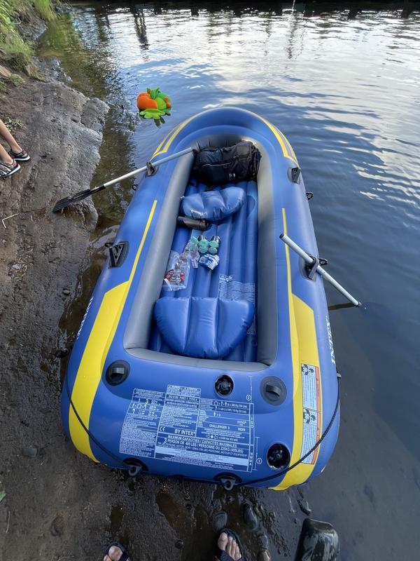Intex Challenger 300 Inflatable Boat Set