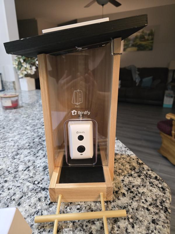 Customer photo for "Natural feeder with built in panel is all the rave"
