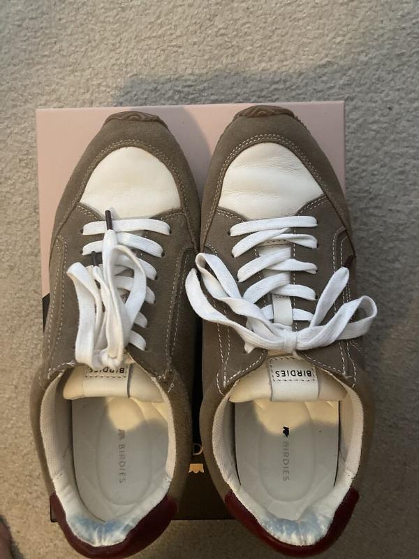 Customer photo for "Great looking comfy shoe"