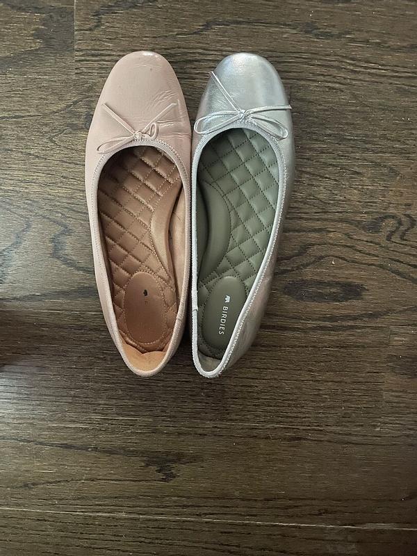Customer photo for "Very frustrated with recent style and size changes"