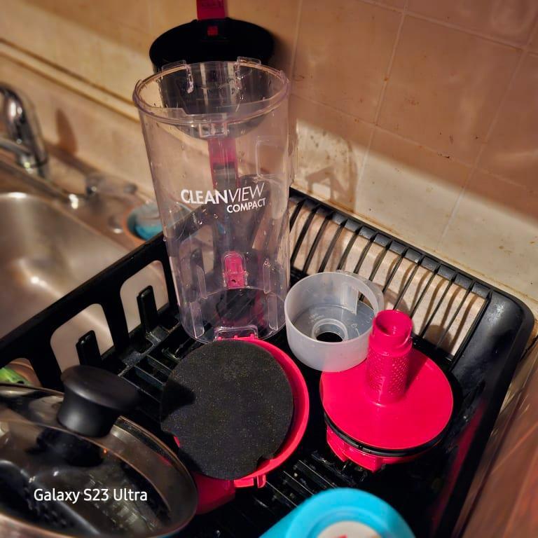 Cleaned parts of vacuum