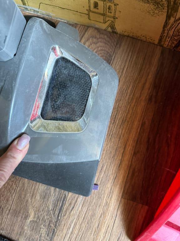 Base with finger tedt