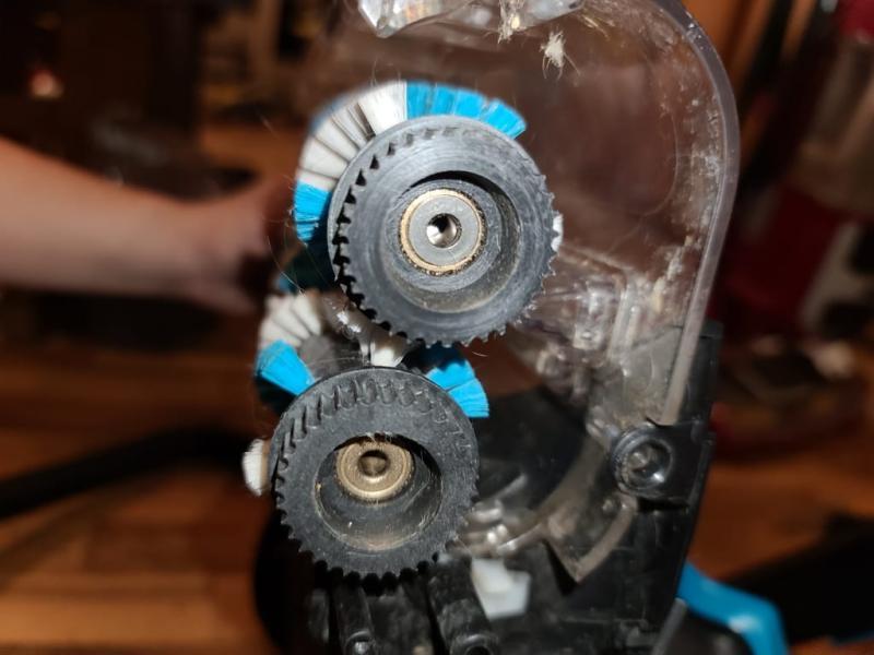 Just showing some of what I took apart