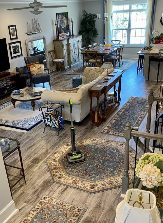 Lightweight, Cordless, Easy Transitioning