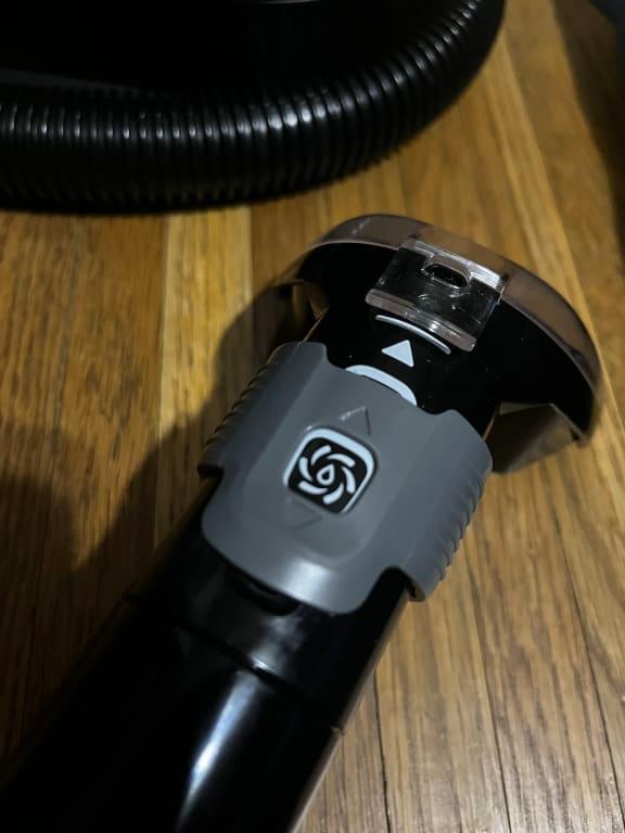 Like the spray setting better.