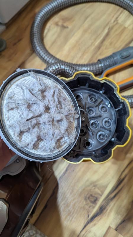 Good thing it has a tank. It holds the air