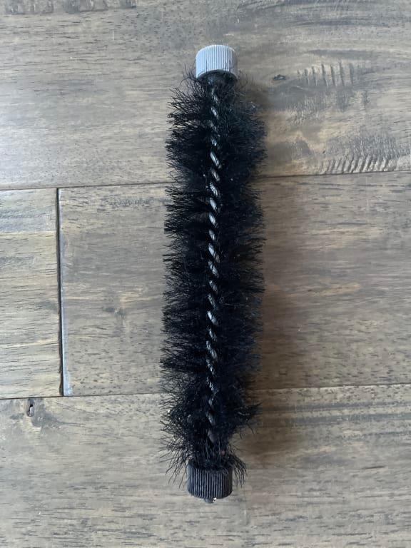 Correct item. Has pointy ends but bristles are not good anymore