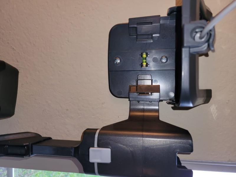 The built in level and exceptionally designed charging mount