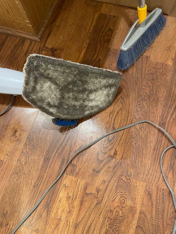 Best Buy: BISSELL PowerFresh Pet Steam Mop Hard Floor Steam Cleaner White  19404