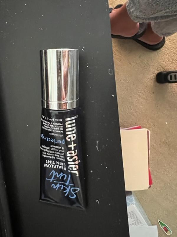 Lune Aster - Skin Tint   color Sand
