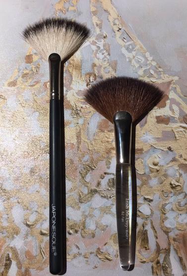 Side by side comparison (Trish on right). This is more ideal as a travel brush.