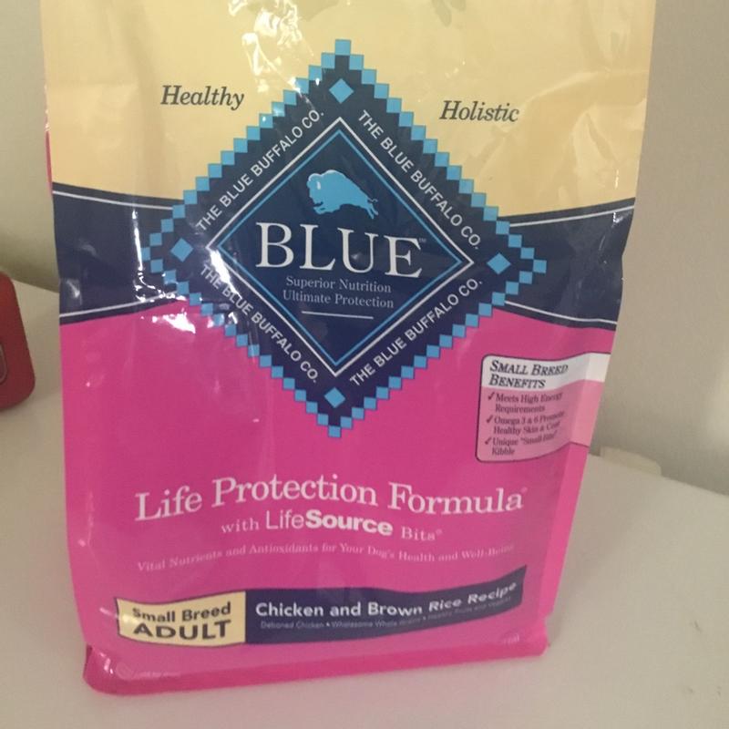 Blue buffalo life protection small 2024 breed reviews