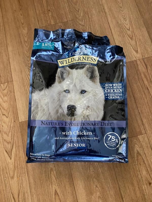 Blue buffalo wilderness senior hotsell dog food