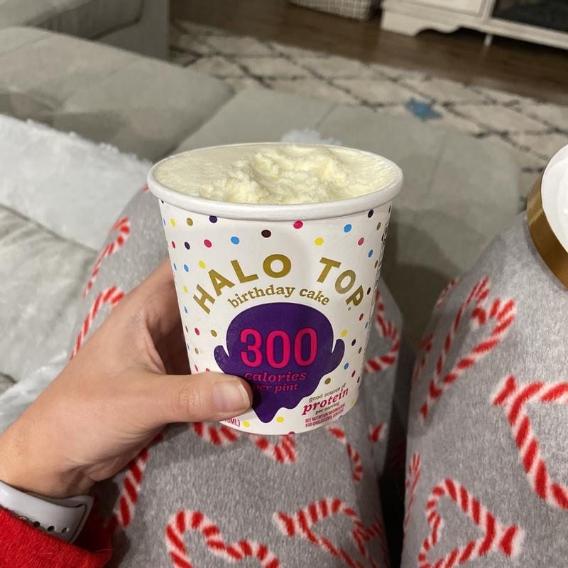 Halo Top Dairy-Free Frozen Dessert Reviews & Info (New Formula!)