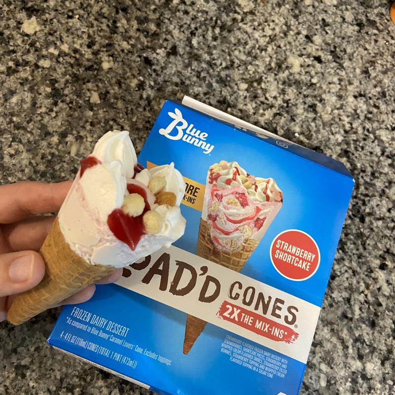 Blue Bunny Load D Cones Strawberry Shortcake Flavored Frozen Dessert Cones 4 Ct 4 Oz Gerbes Super Markets