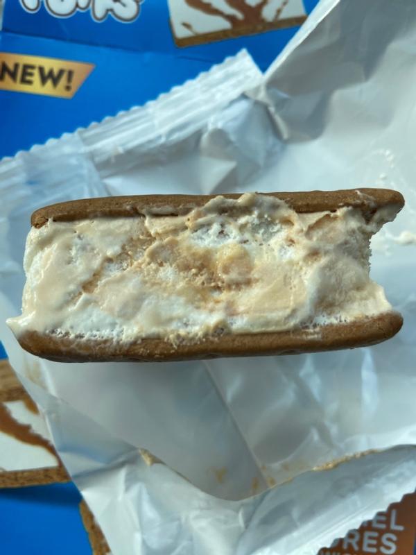 On Second Scoop: Ice Cream Reviews: Blue Bunny Stuffed Puffs Classic  S'mores Sandwiches