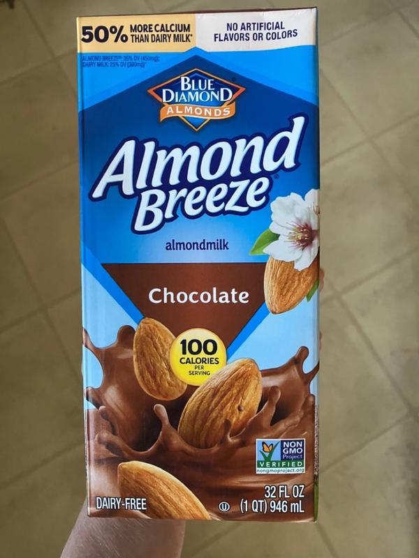 Chocolate Almondmilk | Dairy Free Milk | Almond Breeze | Blue Diamond