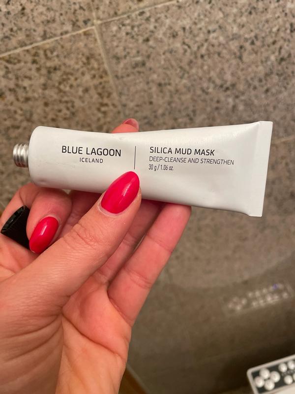 Customer photo for "Tightens pores"